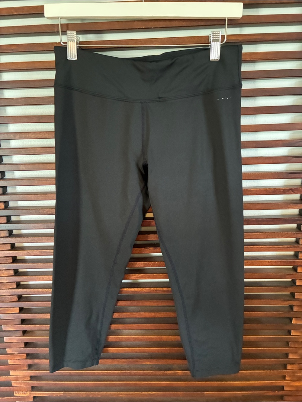 🎉NEW LISTING!🎉Calvin Klein Cropped Leggings